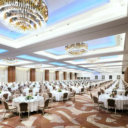 Doubletree By Hilton Hotel & Conference Centre Warsaw-2