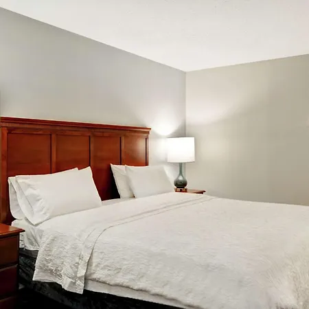 Hampton Inn Beckley-2