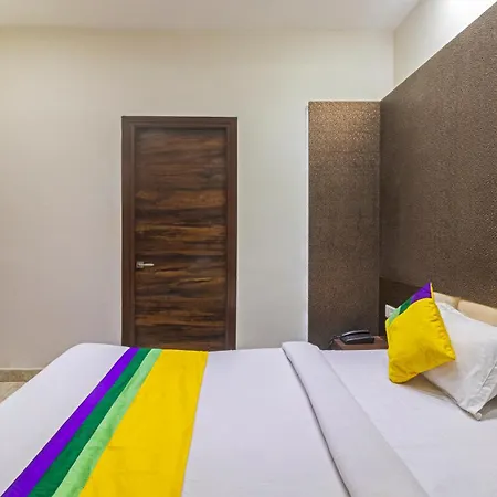 Itsy Hotels Shree Anand Dham, Vrindavan-3