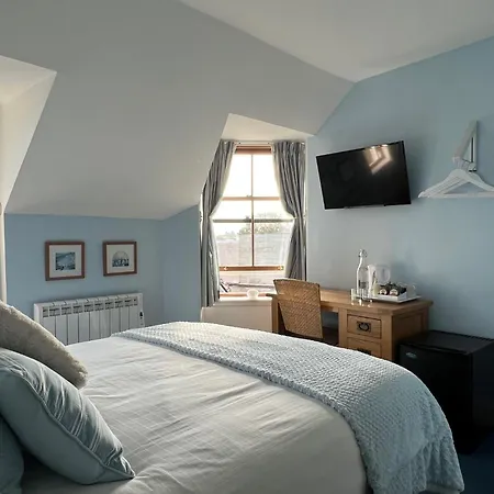 Fort Charlotte Guest House-3