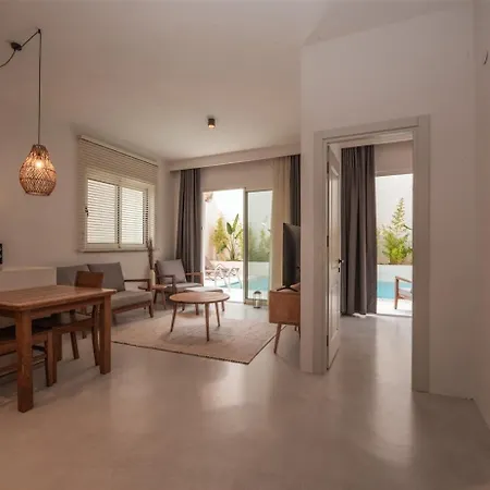 Gizz Suites City-2