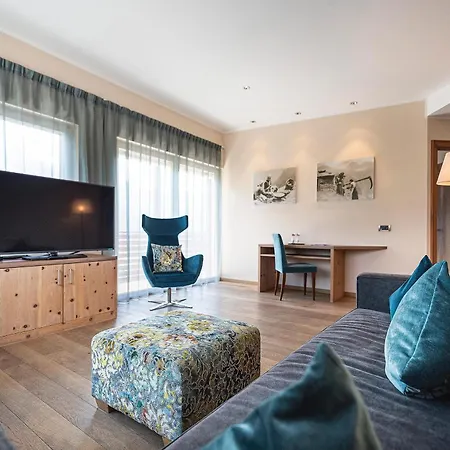 Vitalpina Hotel Waldhof-2