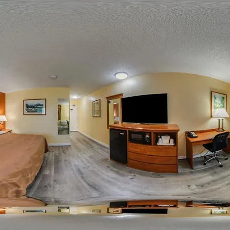 Quality Inn & Suites Medford Airport-3