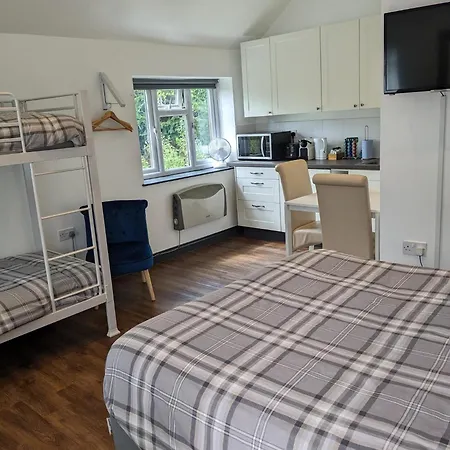 Featherbed Cottage-3