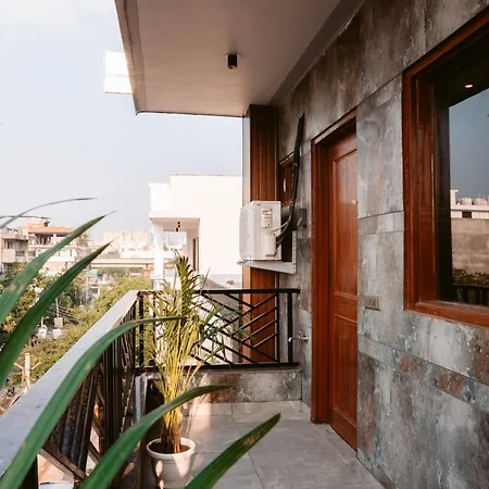Flxho Duo - Serviced Apartment & Rooms - Golf Course Road-3