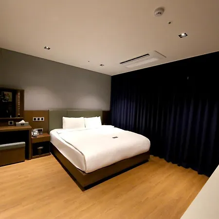 Sea Cruise Hotel-2