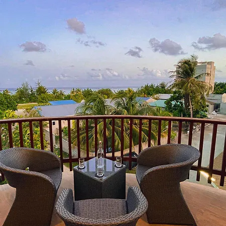 Araamu Hotels Maldives At Dhiffushi-3