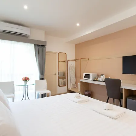 Riski Residence Ngamwongwan-3
