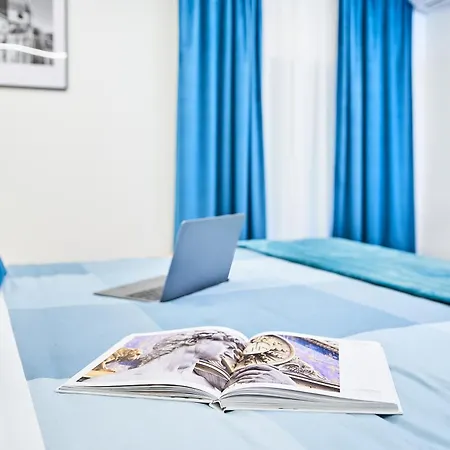 Firenze Rooms Cathedral B&B-2