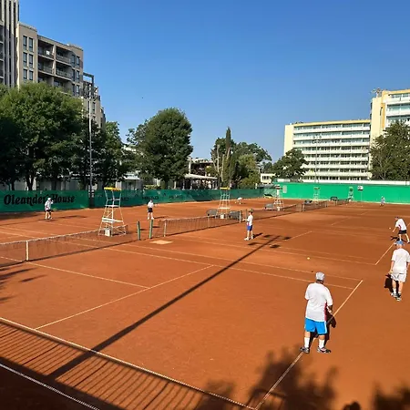 Oleander House And Tennis Club-3