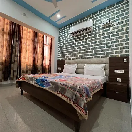 Hotel Chandigarh Inn-3