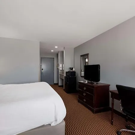 Quality Inn & Suites Oklahoma City North-2