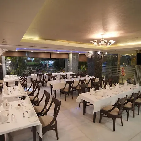 Hotel Atulyaa Taj-3