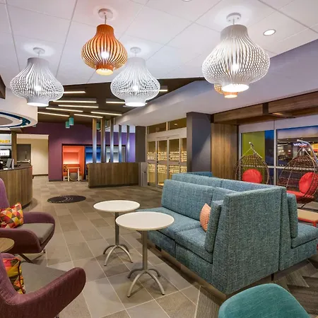 Tru By Hilton Traverse City-2