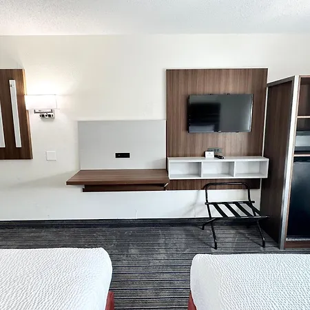 Ramada By Wyndham Lithia Springs Atlanta-3