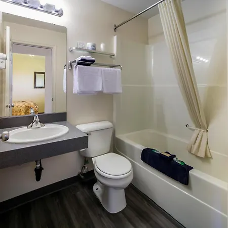 Canadas Best Value Inn Fort St John-3