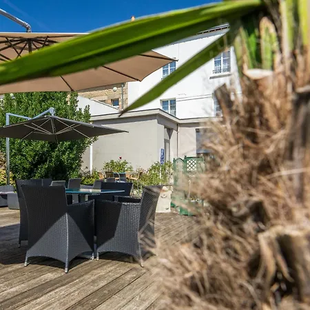 Logis Hotel Des Ducs-3