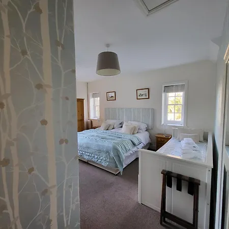 The Manifold Inn Hotel-3