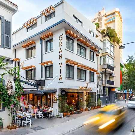 Gran Via Alsancak-3