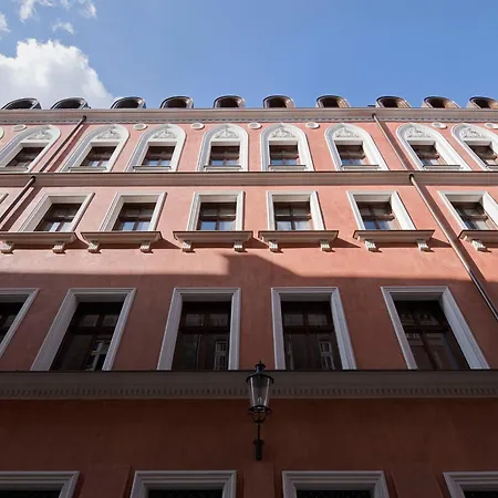 Palazzo Rosso Old Town-3