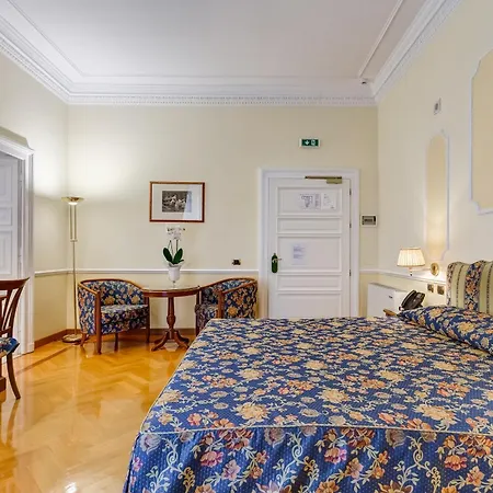 Hotel Cellini-3
