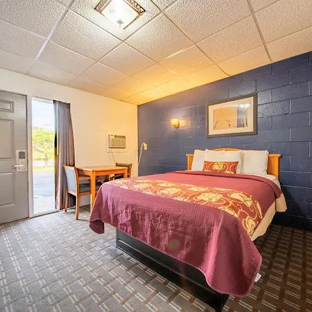 Sleep-Ees Inn, Saginaw & Frankenmuth-3