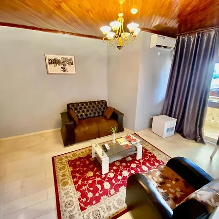 Fini Hotel Bobende-3