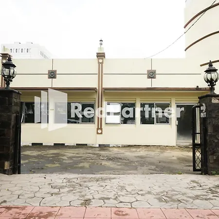 Hotel Borobudur Kemayoran Syariah Mitra Reddoorz-3