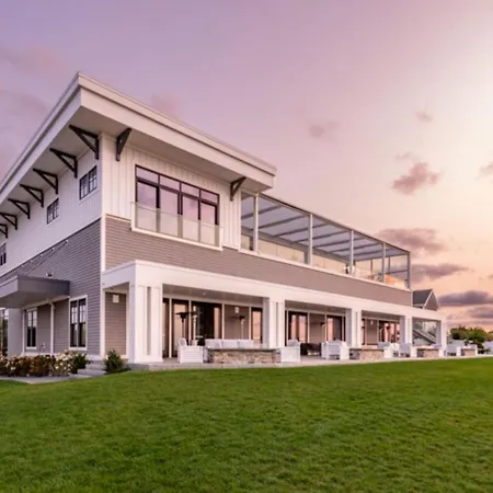 Pelham House Resort-3