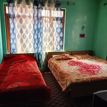 Queen Palace Guest House-2