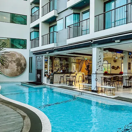 Ratri Hotel Phuket Old Town-2
