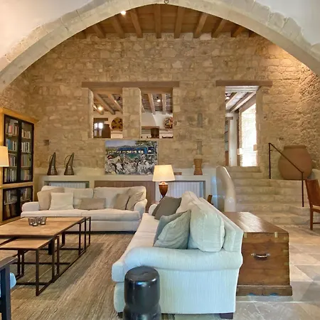 Apokryfo Traditional Guesthouse-3