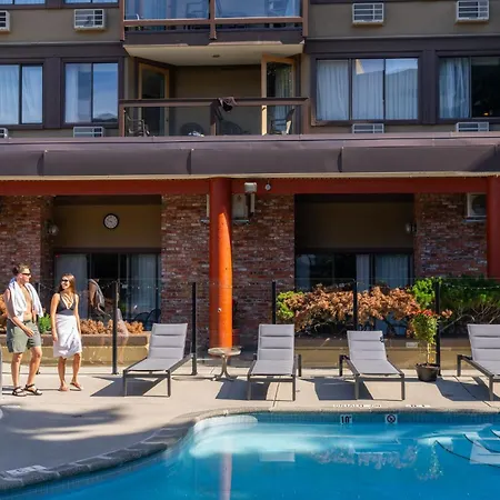 Whistler Village Inn & Suites-2
