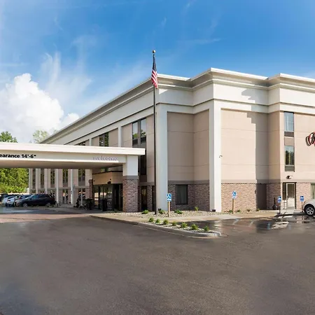 Hampton Inn Port Huron-3