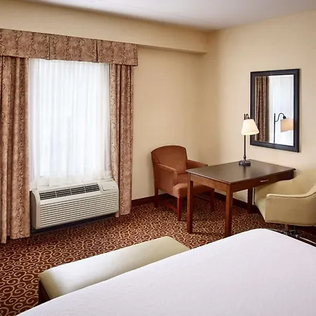 Hampton Inn By Hilton North Bay-3