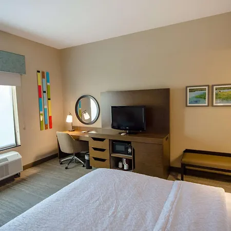 Hampton Inn & Suites Port Arthur-2