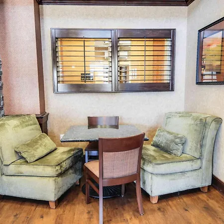 Hampton Inn & Suites Pinedale-3
