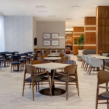 Homewood Suites By Hilton Montreal Downtown-3