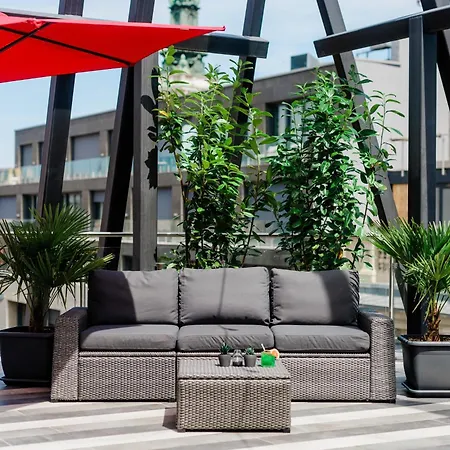 Ramada By Wyndham Budapest City Center-2