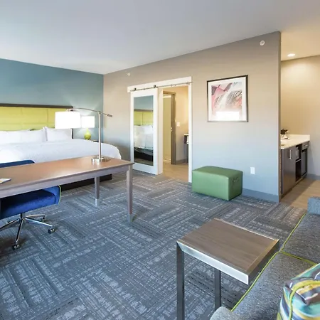 Hampton Inn & Suites Stroud-3