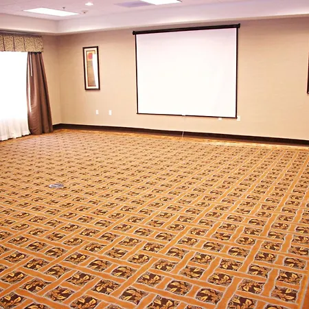 Hampton Inn Sidney-2