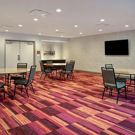 Home2 Suites Eau Claire South, Wi-3