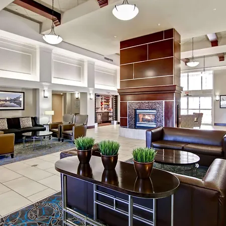 Hampton Inn & Suites By Hilton Calgary-Airport-3