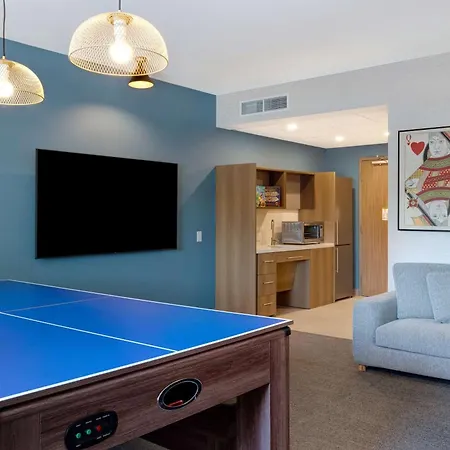 Home2 Suites By Hilton Montreal Dorval-3