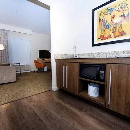 Hampton Inn & Suites Truro, Ns-3