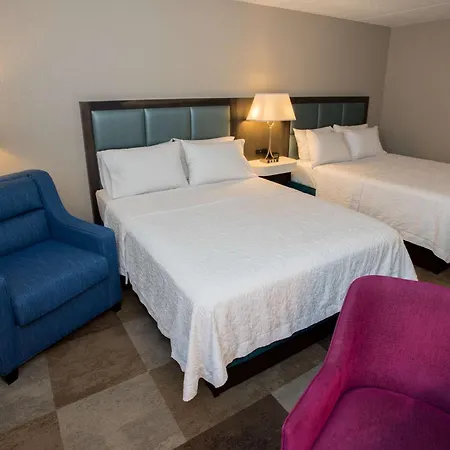 Hampton Inn Wooster-2