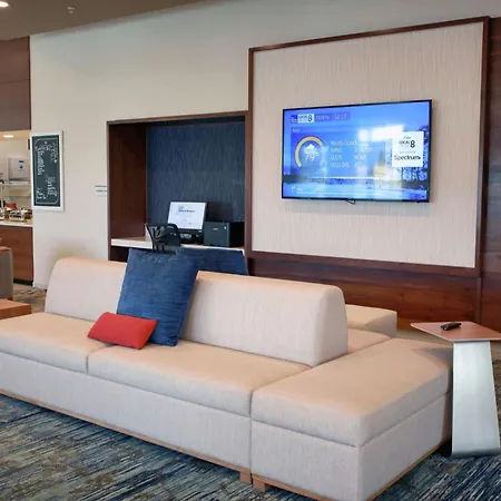 Hilton Garden Inn Tampa - Wesley Chapel-3
