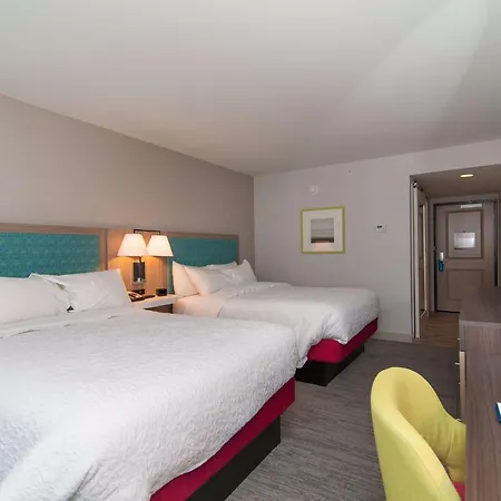Hampton Inn Norwich-3