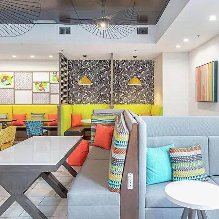 Hampton Inn Pensacola Beach-3