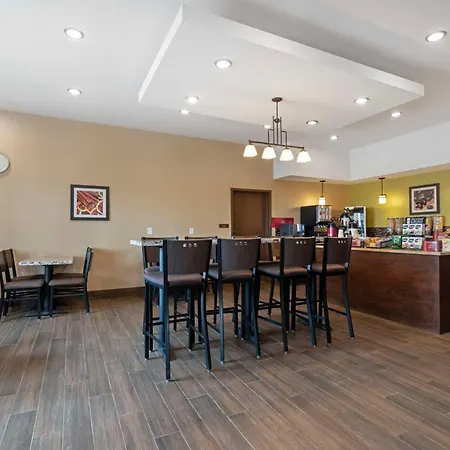 Best Western Plus Moosomin Hotel-2
